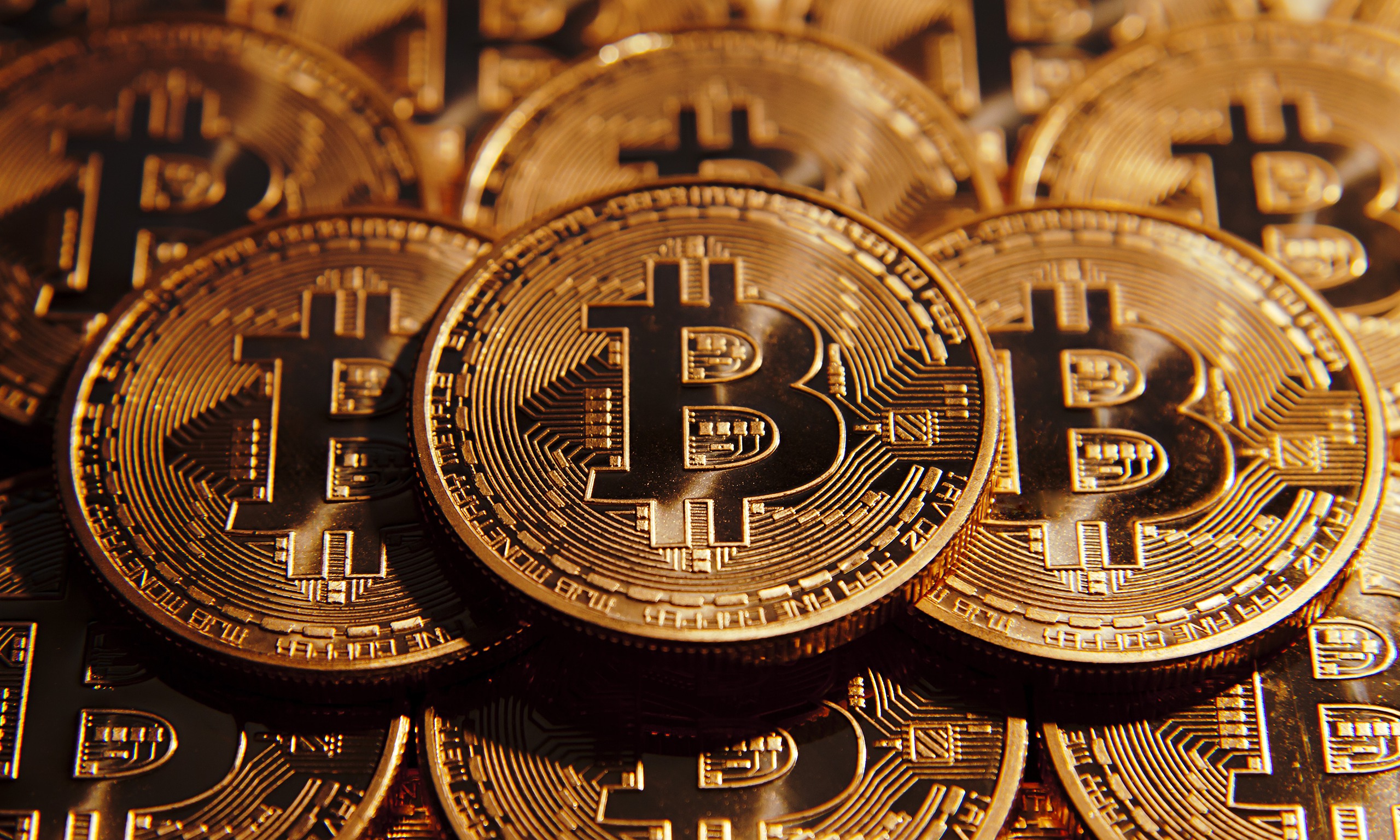 Bitcoin: What’s behind the gold rush?